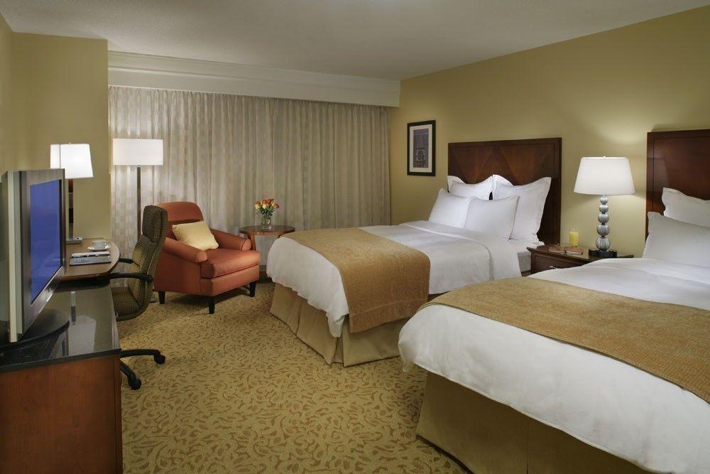 Marriott Downtown At Cf Toronto Eaton Centre Hotel Екстериор снимка
