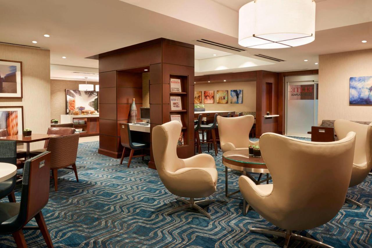 Marriott Downtown At Cf Toronto Eaton Centre Hotel Екстериор снимка