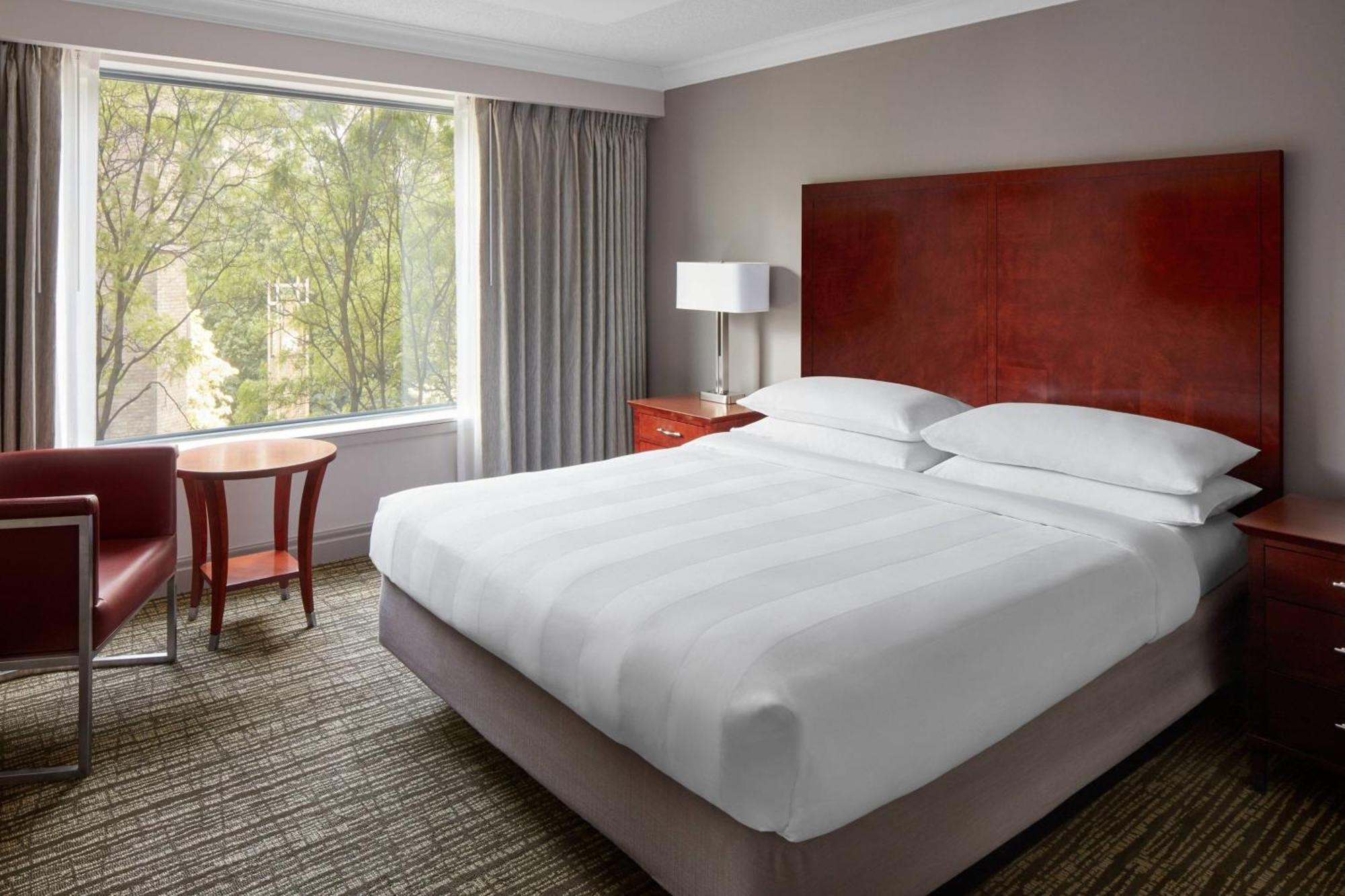 Marriott Downtown At Cf Toronto Eaton Centre Hotel Екстериор снимка
