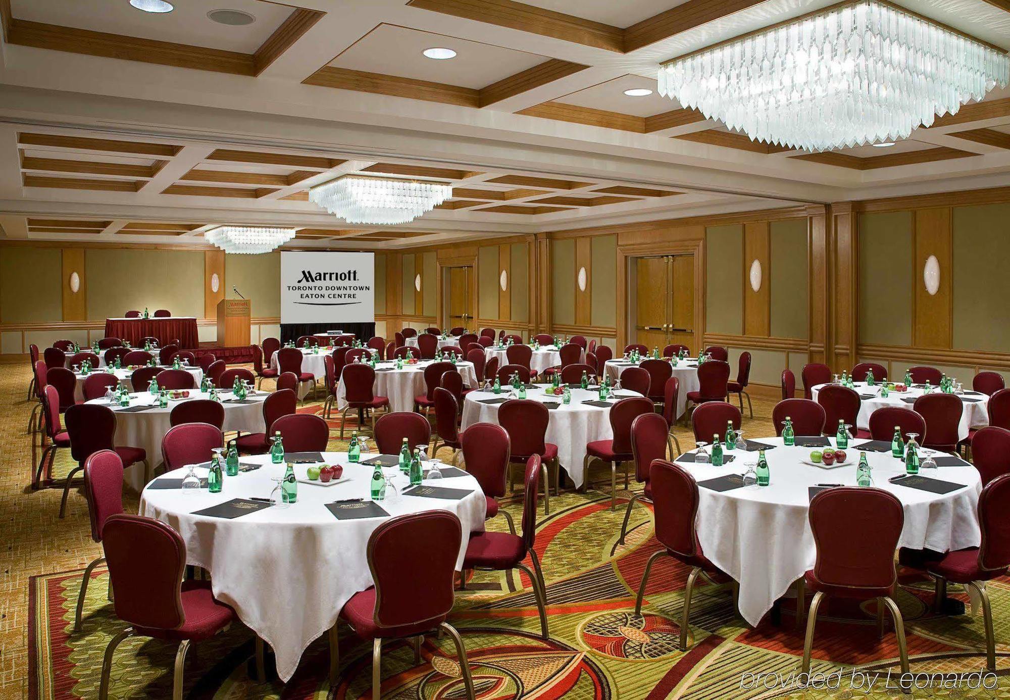Marriott Downtown At Cf Toronto Eaton Centre Hotel Екстериор снимка